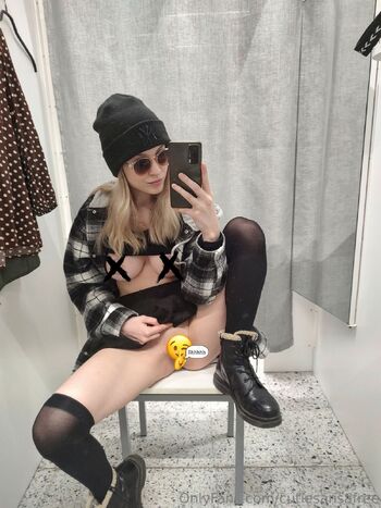 Sansa (FREE) / cutiesansafree nude photo #9