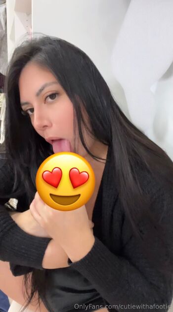Cutiewithafooti / cutiewithafootiee nude photo #1