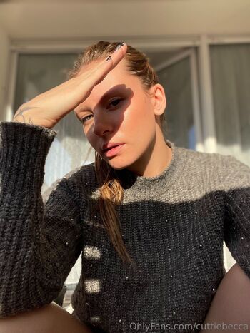 Becca / cuttiebecca nude photo #4