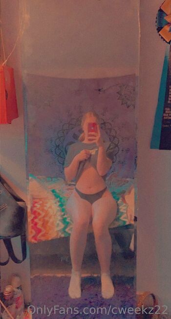 Bunni / cweekz22 / c.weekz nude photo #14