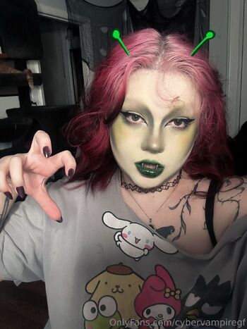 Bria / cybervampiregf nude photo #5