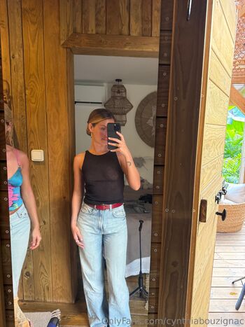 Cynthia Bouzigna / cynthiabouzignac nude photo #29