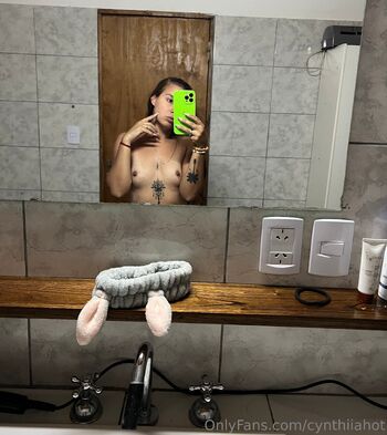FanTasyGla / cynthiiahot / ciin_alvrz / cynthiiagirl / fantasyglam nude photo #7