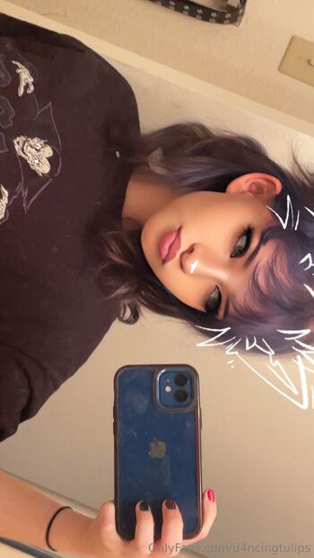 Luna Wol / d4ncingtulips nude photo #15