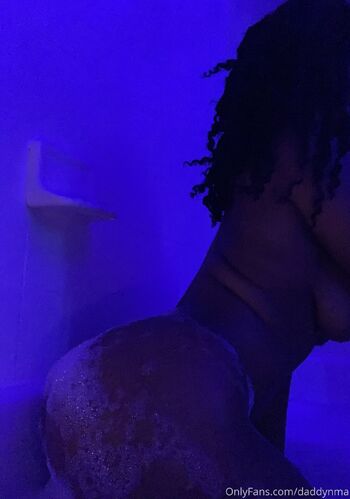 Mel / daddymel0 nude photo #4