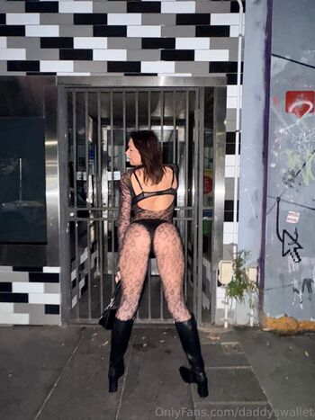 Daddys Walle / daddyswallet / itsjamjamx / daddyswalletx nude photo #14