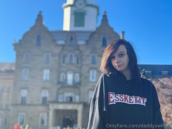 Abby Ros / daddyswhxre / xabbyrossx / stuftaminals nude photo #11