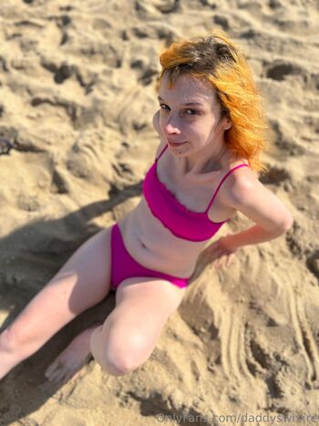 Abby Ros / daddyswhxre / xabbyrossx / stuftaminals nude photo #37