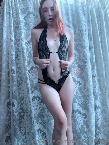 Dev / dadiesbabygirl nude photo #7