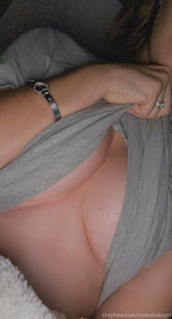 Dev / dadiesbabygirl nude photo #23