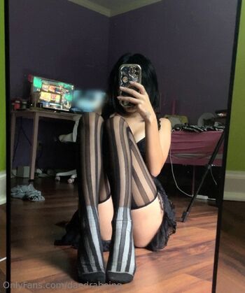 daedra ᡣ / daedrabeing nude photo #20