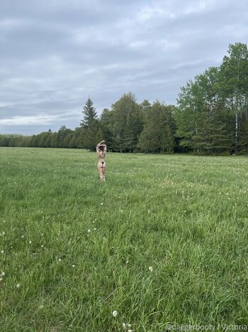 Victori / daggerbootyfree nude photo #14