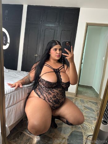 Daisy / daisyannxox nude photo #20