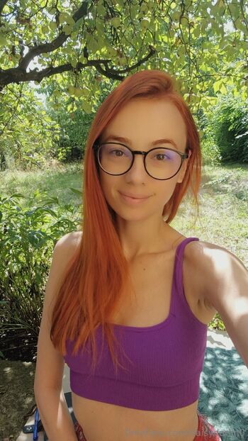 Dais / daisydarlin0 nude photo #24