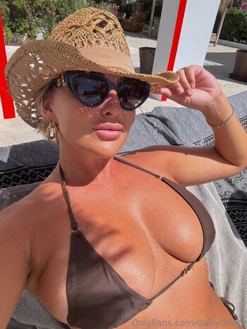 Daisy OFT / daisydootv nude photo #16