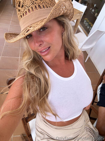 Daisy OFT / daisydootv nude photo #22