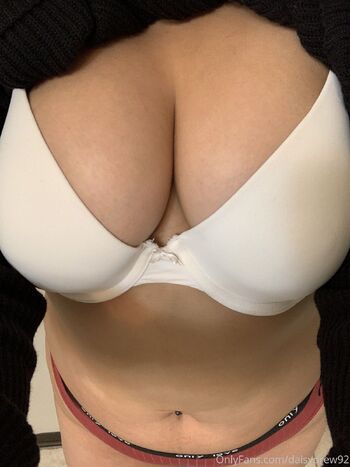 Dais / daisydrew92 nude photo #20
