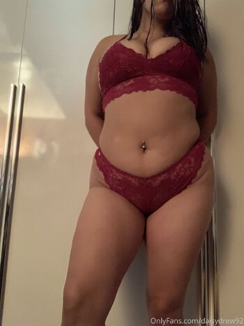 Dais / daisydrew92 nude photo #26