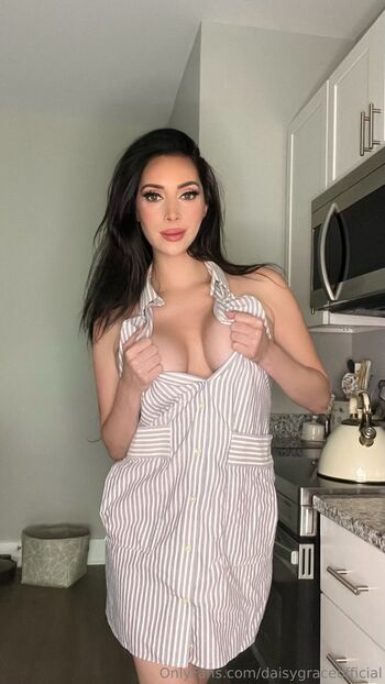 Daisy Grac / daisygraceofficial nude photo #6