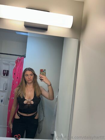 Daisy Har / daisyharttt nude photo #10