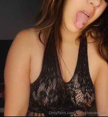 𝐃𝐚𝐢𝐬𝐲 𝙑𝙘 𝙤𝙣 𝙨𝙖𝙡𝙚 / daisyloovee_69 nude photo #18