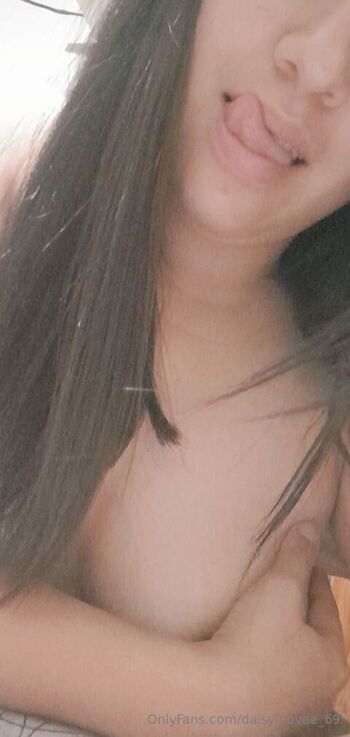 𝐃𝐚𝐢𝐬𝐲 𝙑𝙘 𝙤𝙣 𝙨𝙖𝙡𝙚 / daisyloovee_69 nude photo #33