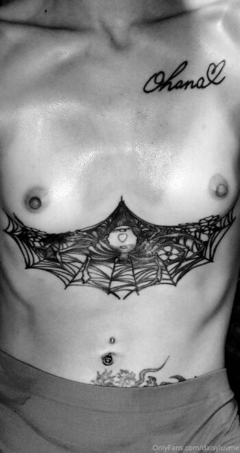 Daisy Lov / daisyluvme nude photo #19