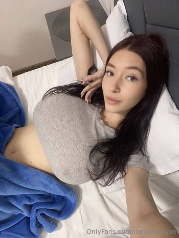 Daisy / daisymayyxo nude photo #12