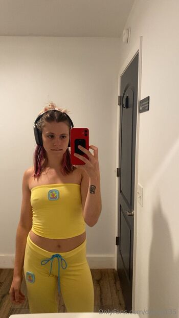 Dais / daisyt135 / princ3ssda1sy / sweetdaisy222 nude photo #2