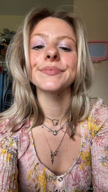 Dais / daisyt135 / princ3ssda1sy / sweetdaisy222 nude photo #58