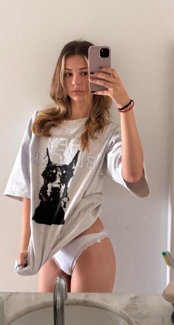 Daisy / daisyvip nude photo #11