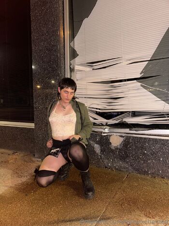 daisy chaine / daisyxchained / complexloner27 nude photo #2