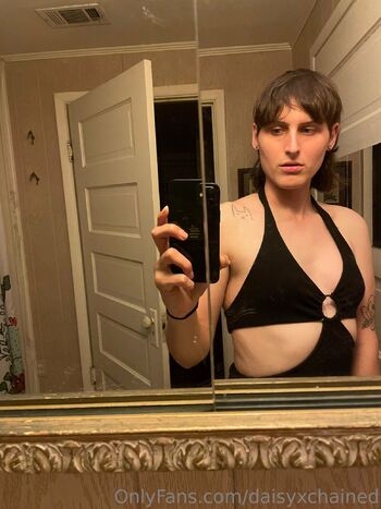 daisy chaine / daisyxchained / complexloner27 nude photo #6