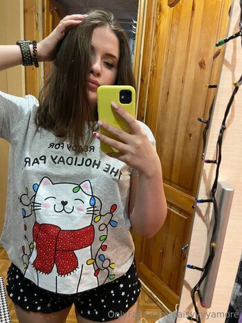 𝒟𝒶𝒾𝓈𝓎𝒜𝓂𝑜𝓇 / daisyyyyamore nude photo #23