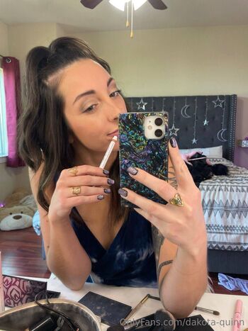 Dakota Quin / dakota-quinn nude photo #2