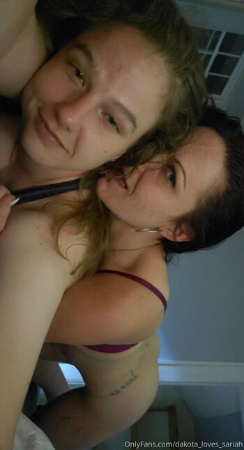 Dakota Sky / dakotaaskyee nude photo #14