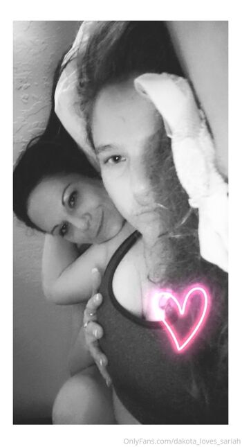 Dakota Sky / dakotaaskyee nude photo #17