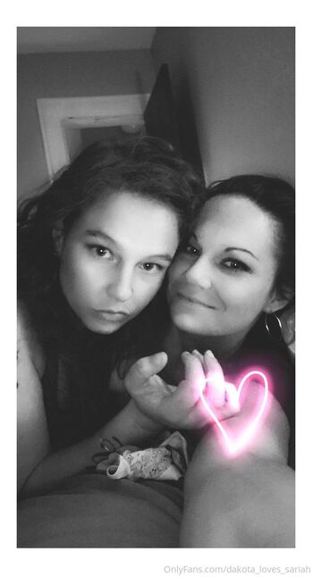 Dakota Sky / dakotaaskyee nude photo #19