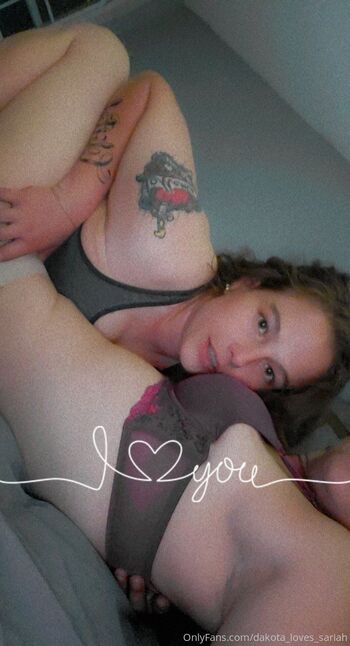 Dakota Sky / dakotaaskyee nude photo #38