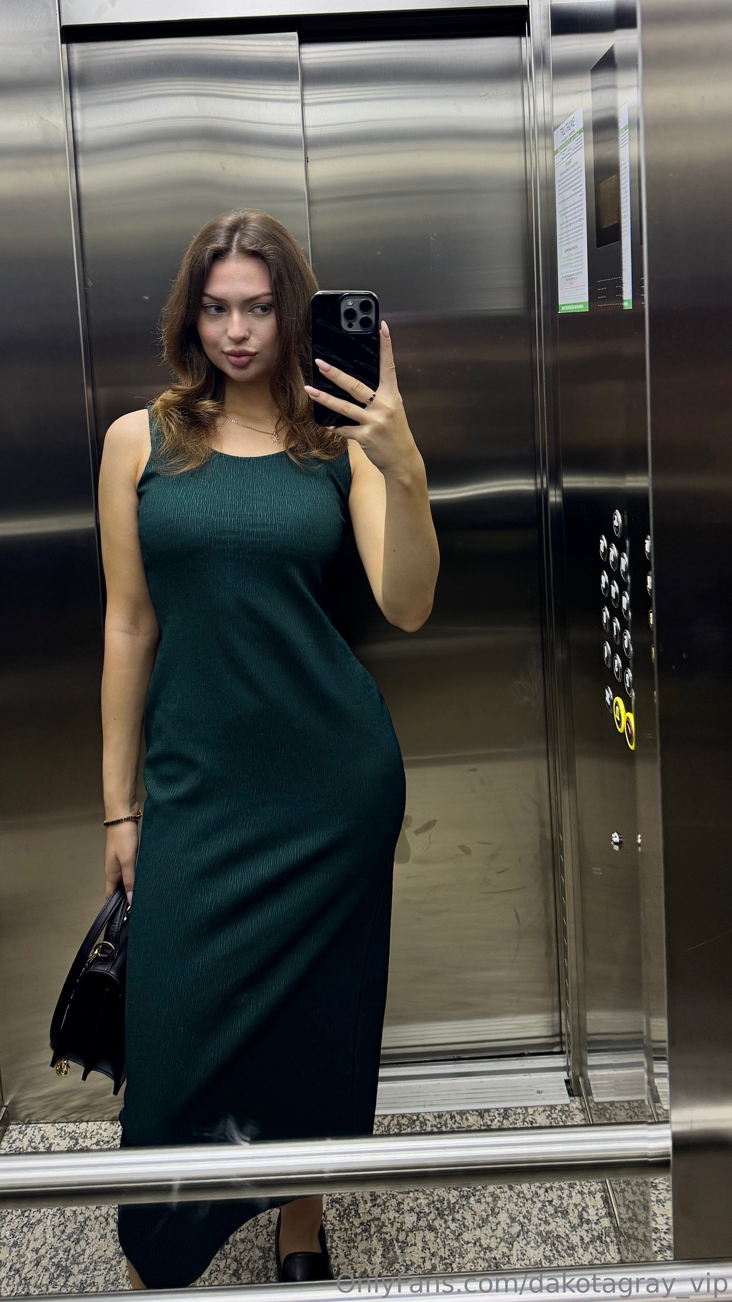 Dakota Gray / dakotagray_vip nude photo #1