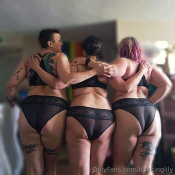 Lilit / dancinglily nude photo #8