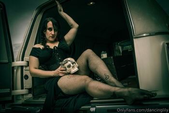 Lilit / dancinglily nude photo #23