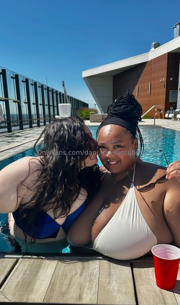 Dan / dani.the.succubus nude photo #16