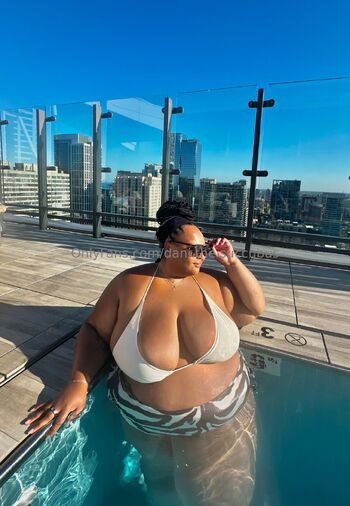 Dan / dani.the.succubus nude photo #21