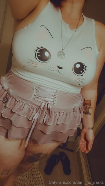 Dani_no_pant / dani_no_pants nude photo #2