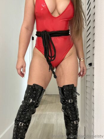 Dani Daniels T / danidanielstv / akadanidaniels / danidanielstiktok nude photo #38
