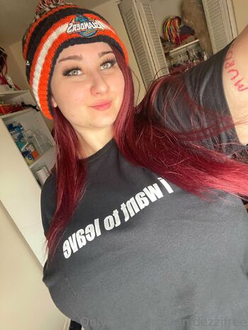 dani dezzi CHECK YOUR DMS / danidezzifree / dani.is.offline / daniisonline / daniisoffline / daniislivestreaming nude photo #7