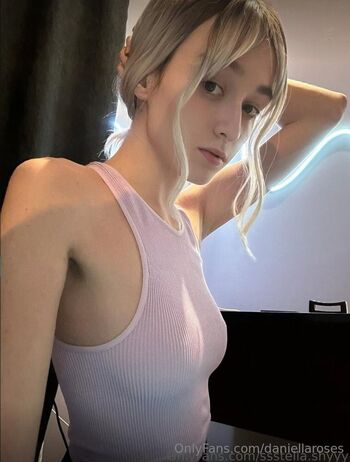 Dann / daniellaroses nude photo #34