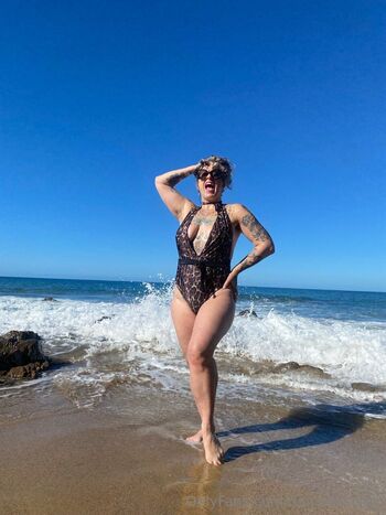 Danielle Colb / daniellecolby nude photo #14