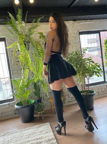 Danielle Vedovell / danievedo nude photo #10